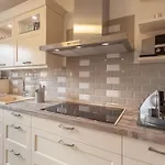 Haus Eleganza